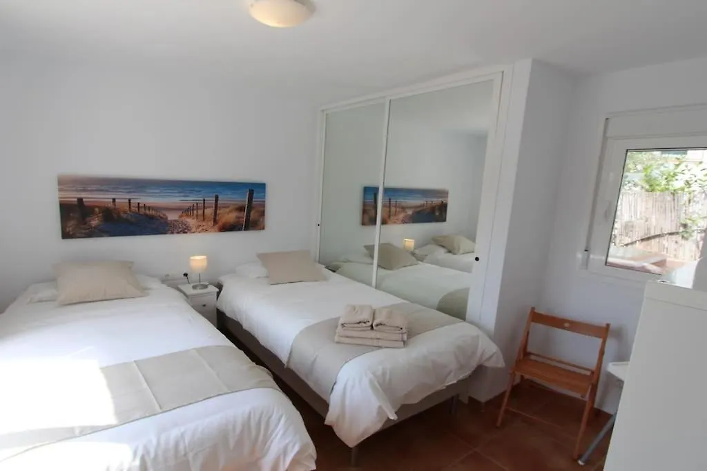 Villa Vincent Nerja 0*,  İspanya